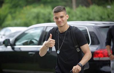 Ianis Hagi a vorbit în Daily Mail despre viitorul lui: „Impresarii de la AC Talent știu că am o singură dorință”