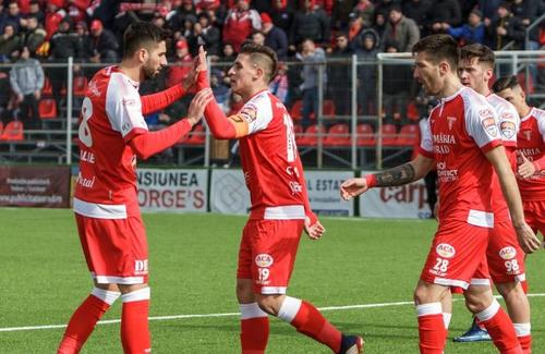UTA, prin vocea antrenorului Laszlo Balint, speră ca al doilea eșalon să se reia în același timp cu Liga 1.  Sursă foto: UTA Media Design
