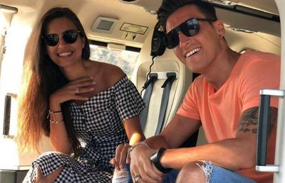 COVID-19. Mesut Özil câștigă 350.000 de lire pe săptămână și are vilă de 10 milioane, dar refuză tăierea salariului