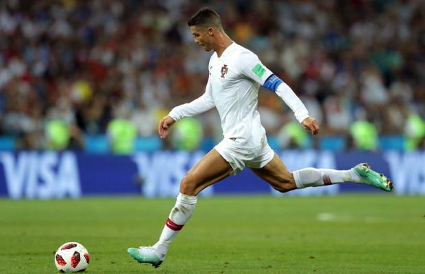 VIDEO. De ce nu mai înscrie Cristiano Ronaldo din lovituri libere? Doar 9 goluri din ultimele 174 de tentative! Explicația expertului e fascinantă