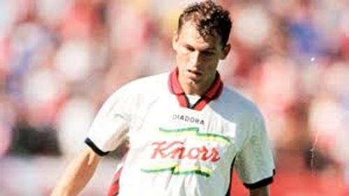 Florin Bătrânu (49 de ani), fost fotbalist la echipe precum Poli Timișoara, Dinamo sau Craiova, a fost la GSP Live și a vorbit despre peripețiile prin care a trecut în cariera de fotbalist.