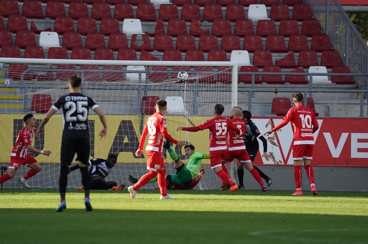 UTA - Hermannstadt 0-1 » Surpriză mare în play-out, după un gol improbabil! Clasamentul actualizat