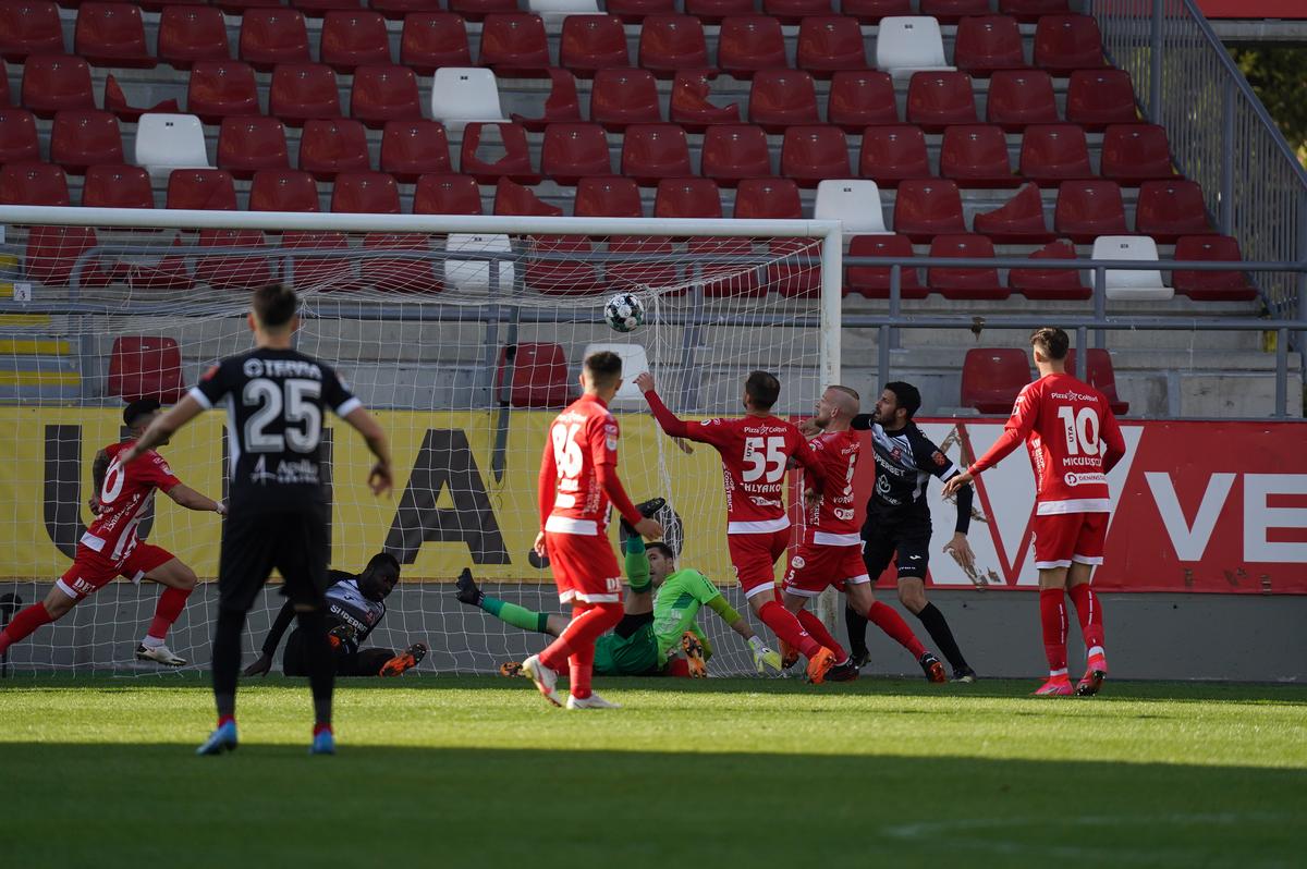 UTA - Hermannstadt 0-1 » Surpriză mare în play-out, după un gol improbabil! Clasamentul actualizat