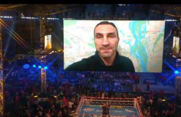 Vladimir Klitschko a vorbit despre războiul din Ucraina pe Wembley, în fața a zeci de mii de oameni: „Provocările pe care le trăim zi de zi sunt mai importante decât viețile noastre”