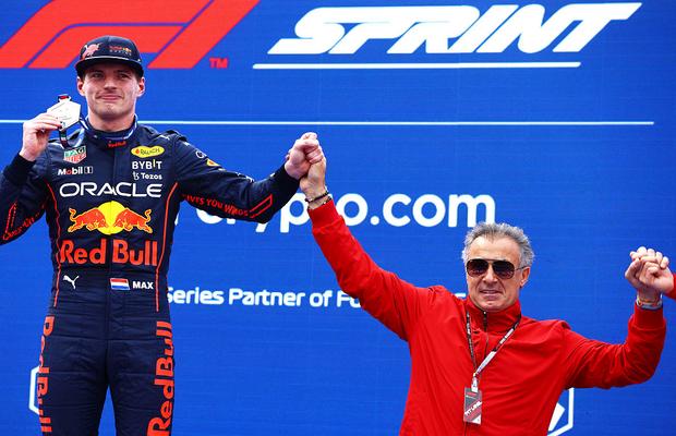 Max Verstappen a câștigat cursa sprint de la Imola » L-a depășit pe Leclerc cu un tur înainte de final și duminică va pleca primul din grilă