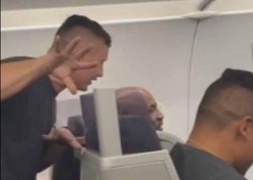 Tânărul bătut de Mike Tyson în avion, istoric plin de infracțiuni