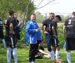 Au curs sute de litri de bere la derby-ul liderului din Dâmbovița: „Suntem ca nea Gigi, toți sunt împotriva noastră” + Scandal cu arbitrul: „Ai luat bani de la ăștia? Ți-au dat primă de Paște?”