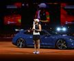 Iga Swiatek duce acasă un Porsche de peste 200.000 de euro, după triumful cu Sabalenka în finala de la Stuttgart