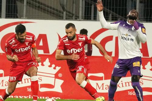 UTA și FC Argeș luptă pentru evitarea retrogradării directe / Sursă foto: Facebook