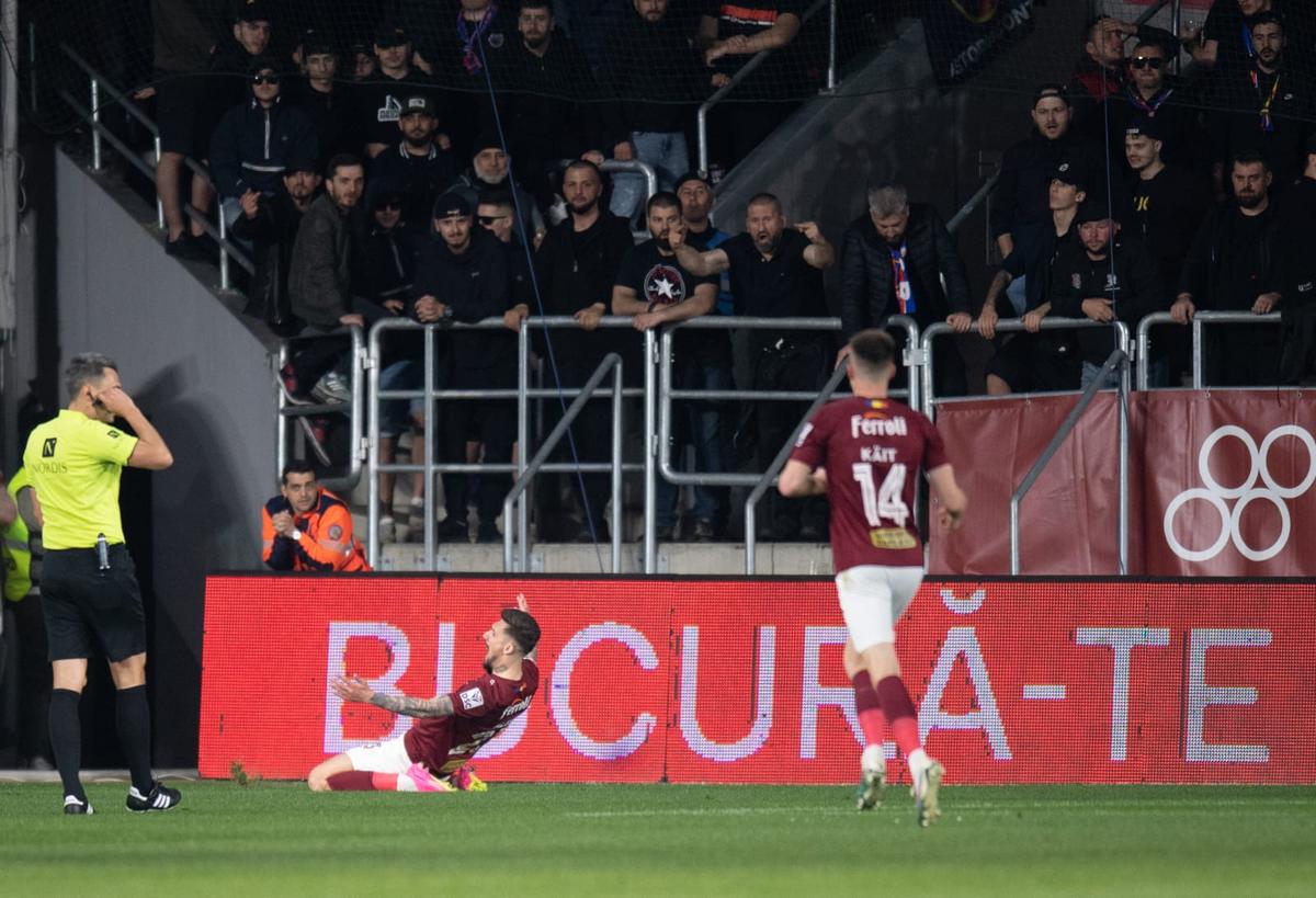 Charalambous își asumă schimbarea lui Compagno și acuză arbitrajul lui Feșnic: „Nu înțeleg, vreau să văd fazele!”