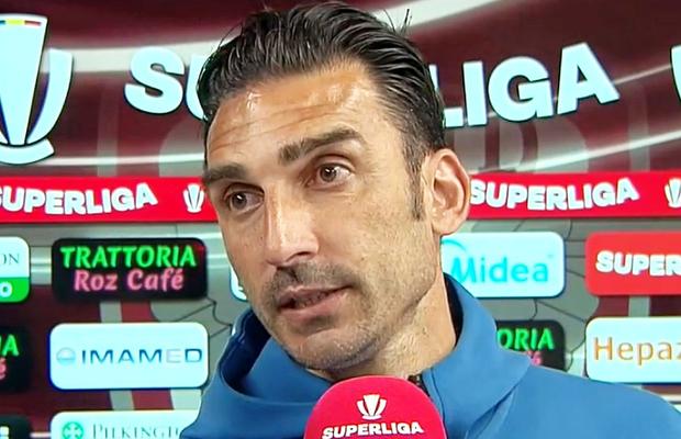 Charalambous își asumă schimbarea lui Compagno și acuză arbitrajul lui Feșnic: „Nu înțeleg, vreau să văd fazele!”