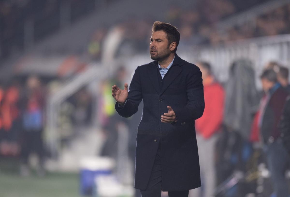 Charalambous își asumă schimbarea lui Compagno și acuză arbitrajul lui Feșnic: „Nu înțeleg, vreau să văd fazele!”
