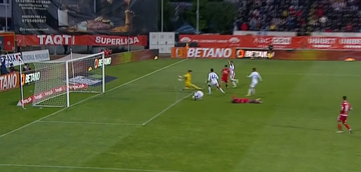 offside la golul lui Selmani în Botoșani - Dinamo