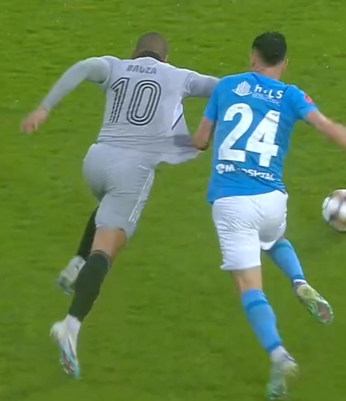 Greșeala imensă de arbitraj din FC Voluntari - FCU Craiova » Eliminare ușoară pentru Ricardinho