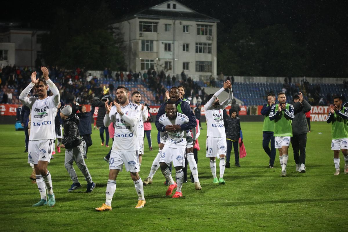 Câine și circ! Dinamo, înfrângere halucinantă la Botoșani! Roș-albii sunt din nou pe loc retrogradabil!