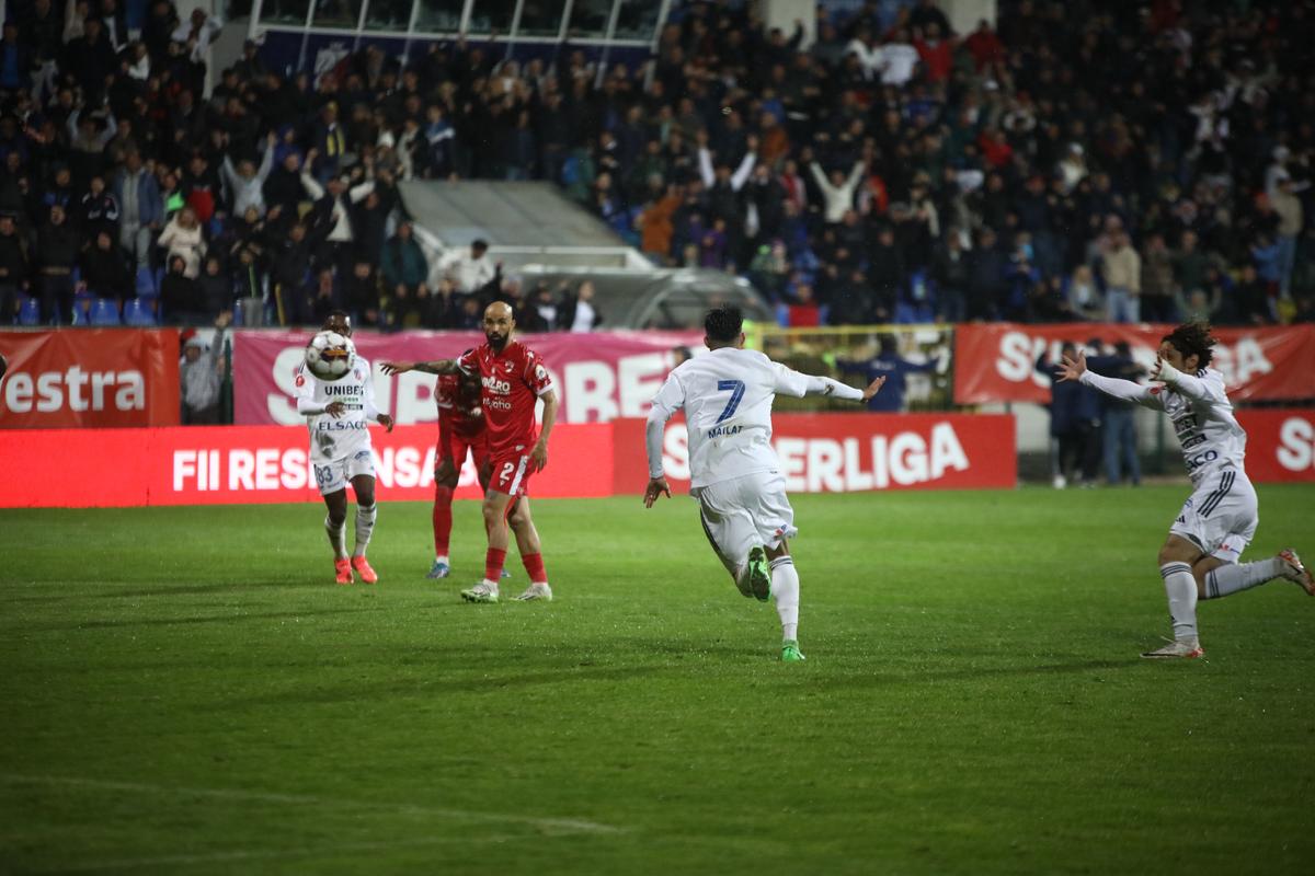 Dezastrul Dinamo! Concluziile GSP după seara-horror de la Botoșani: note de 3, 4 și 5 pentru  „condamnații” lui Kopic!