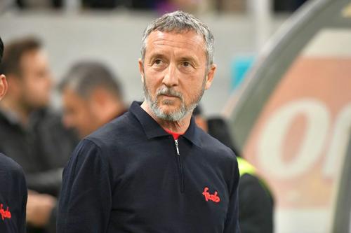 Mihai Stoica, președintele Consiliului de Administrație de la FCSB, a lansat o ironie la adresa lui Marius Șumudică, în seara în care acesta și-a anunțat demisia de la Rapid în fața fanilor/ foto: Cristi Preda (GSP)