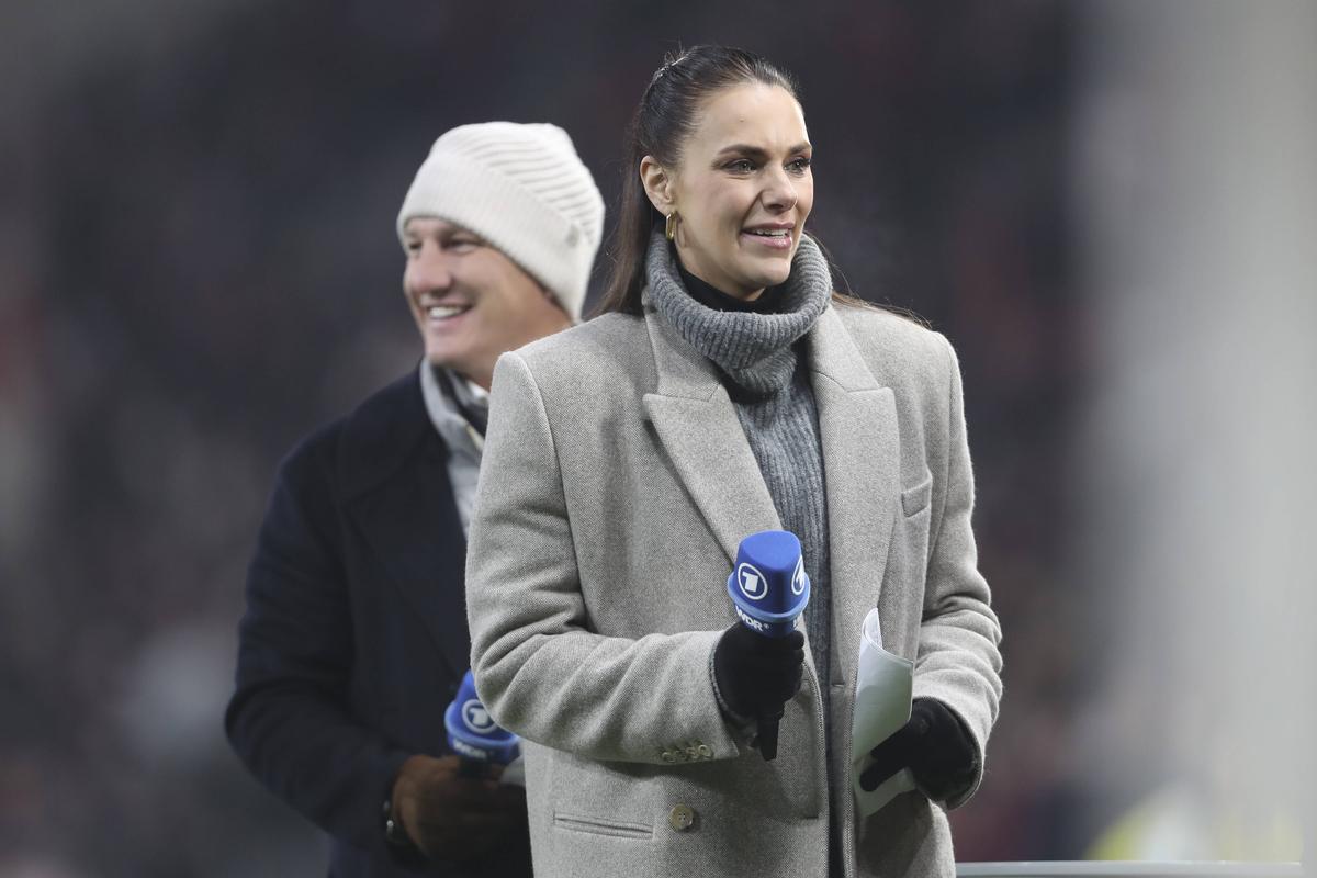 Ester Sedlacek, femeia despre care se crede că are o idilă cu Bastian Schweinsteiger