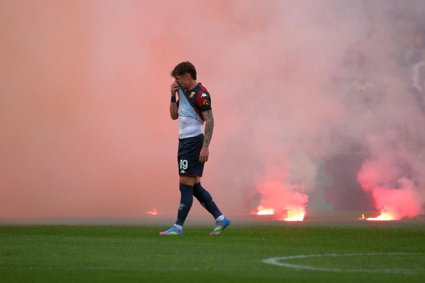 Dan Șucu are probleme cu suporterii și în Italia » Ultrașii celor de la Genoa au făcut HAOS cu Lazio