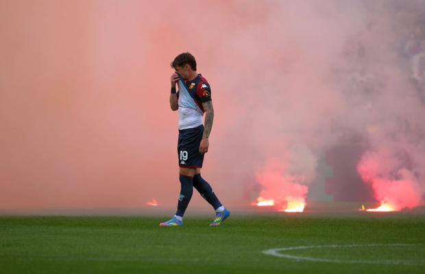 Dan Șucu are probleme cu suporterii și în Italia » Ultrașii celor de la Genoa au făcut HAOS cu Lazio