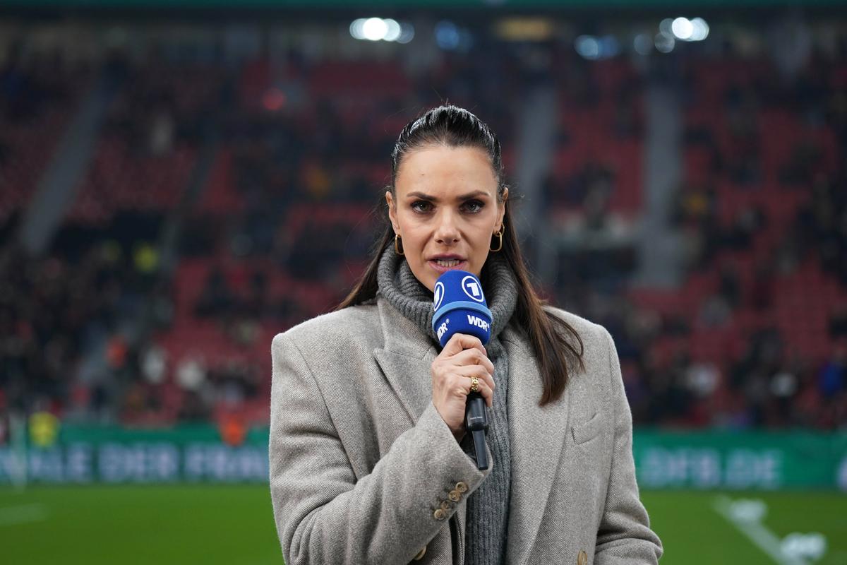 Ester Sedlacek, femeia despre care se crede că are o idilă cu Bastian Schweinsteiger