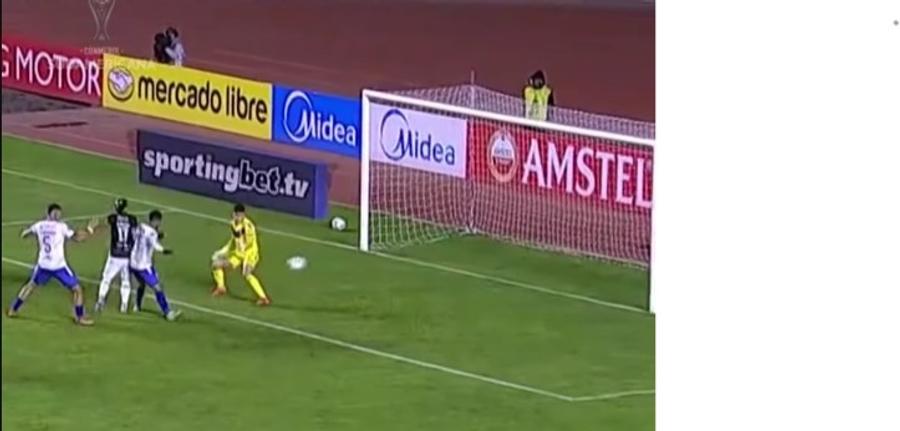Dayro Moreno deschide scorul cu o execuție cu exteriorul din marginea careului mic / Foto: Instagram thesudamericana La aproape 40 de ani, Dayro Moreno scrie istorie! » „Merită să revină la echipa națională”