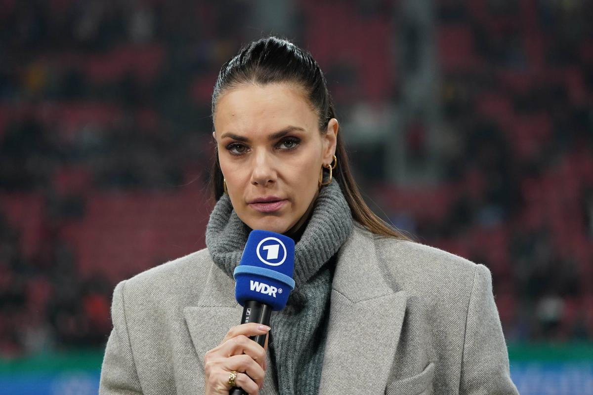 Ester Sedlacek, femeia despre care se crede că are o idilă cu Bastian Schweinsteiger