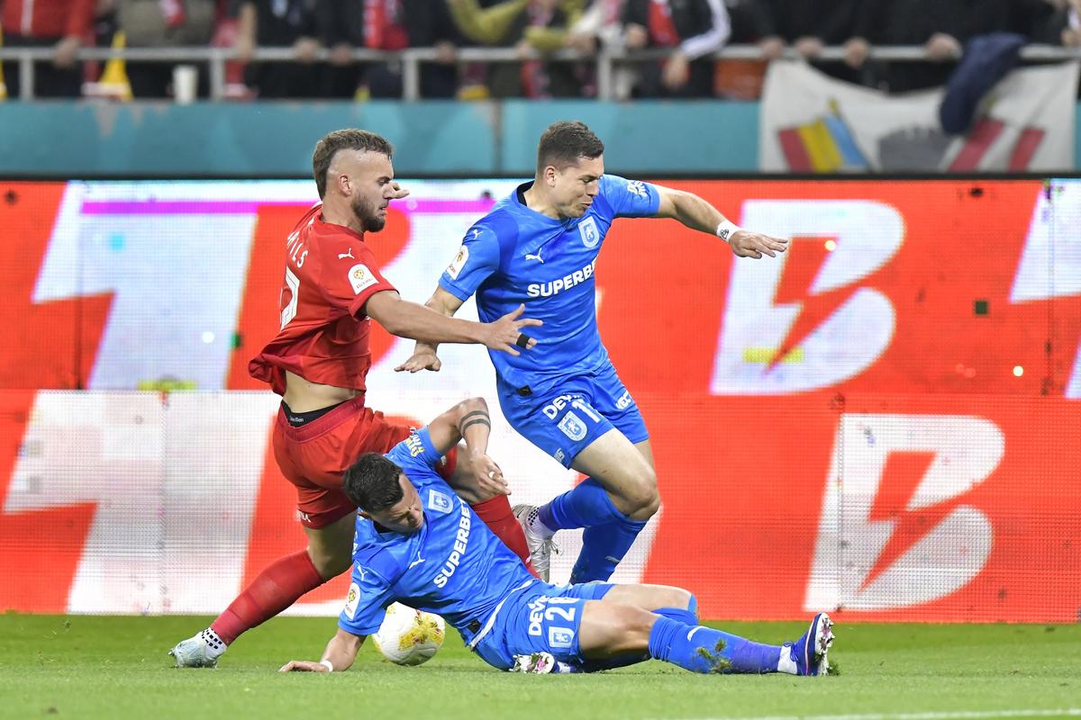 Dinamo, cu infirmeria plină la meciul cu Rapid, trei titulari sunt OUT » Ce echipă poate alinia Kopic