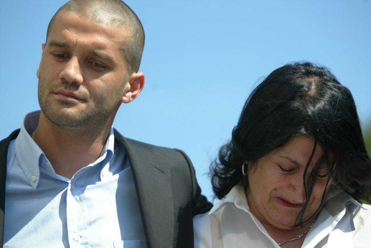 Cristi Chivu, inimă de reșițean » Imagini din 2010, de la dezvelirea bustului lui Mircea Chivu, regretatul său tată
