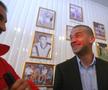 Cristi Chivu în 2010, la dezvelirea bustului tatălui său, la Reșița / Sursă foto: Arhivă Gazeta Sporturilor
