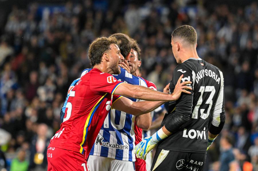 Altercație la finalul meciului Real Sociedad - Getafe / Imago Images Internațional spaniol, în mijlocul unui scandal în La Liga: „Și-a pus mâna la gură ca să se ia de soția mea”