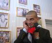Cristi Chivu în 2010, la dezvelirea bustului tatălui său, la Reșița / Sursă foto: Arhivă Gazeta Sporturilor