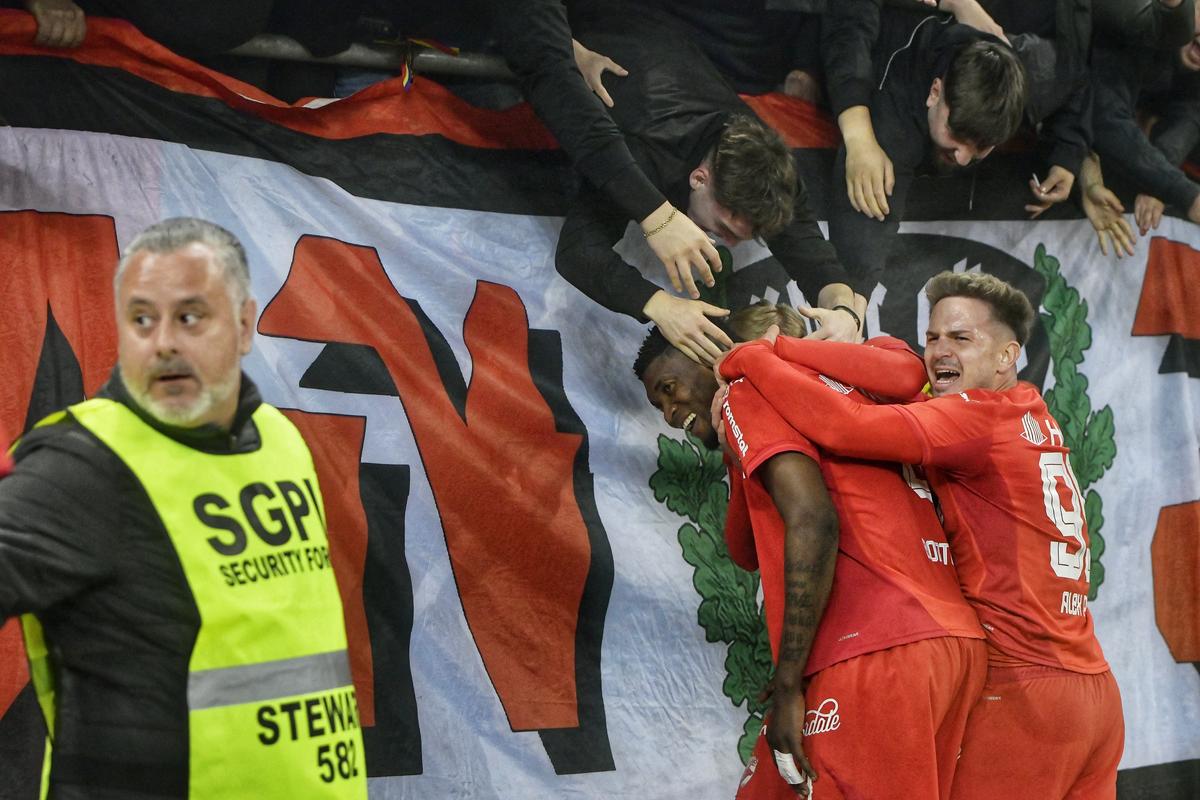 Dinamo, cu infirmeria plină la meciul cu Rapid, trei titulari sunt OUT » Ce echipă poate alinia Kopic