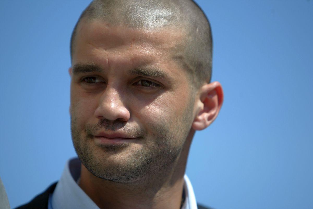 Cristi Chivu, inimă de reșițean » Imagini din 2010, de la dezvelirea bustului lui Mircea Chivu, regretatul său tată