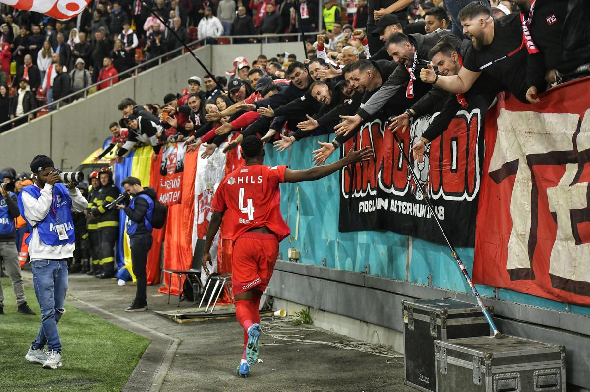 Dinamo, cu infirmeria plină la meciul cu Rapid, trei titulari sunt OUT » Ce echipă poate alinia Kopic