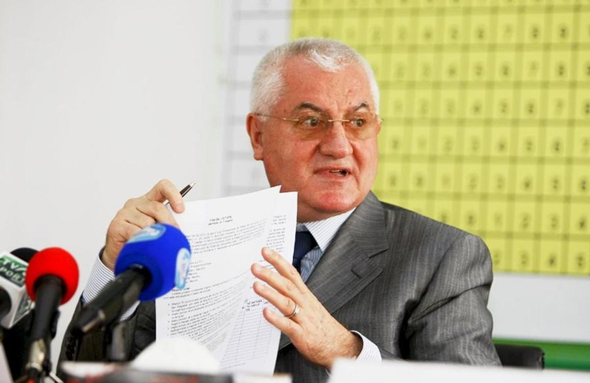 Dumitru Dragomir: „Cum am dat un loc Craiovei, așa se putea și ca Steaua să vină în Liga 2”