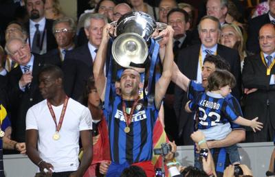 Imagine de colecție » Jose Mourinho, Cristi Chivu și eroii lui Inter s-au reunit la 10 ani de la triumful din Liga Campionilor