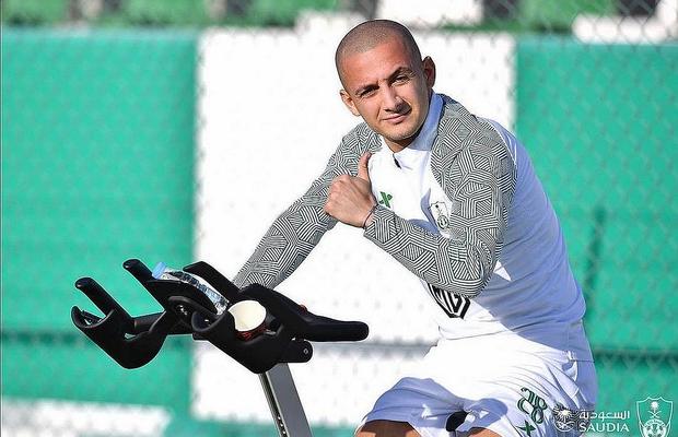 Mitriță nu vrea să mai stea la Al Ahli! Ce le-a cerut șefilor + probleme și pentru Reghecampf