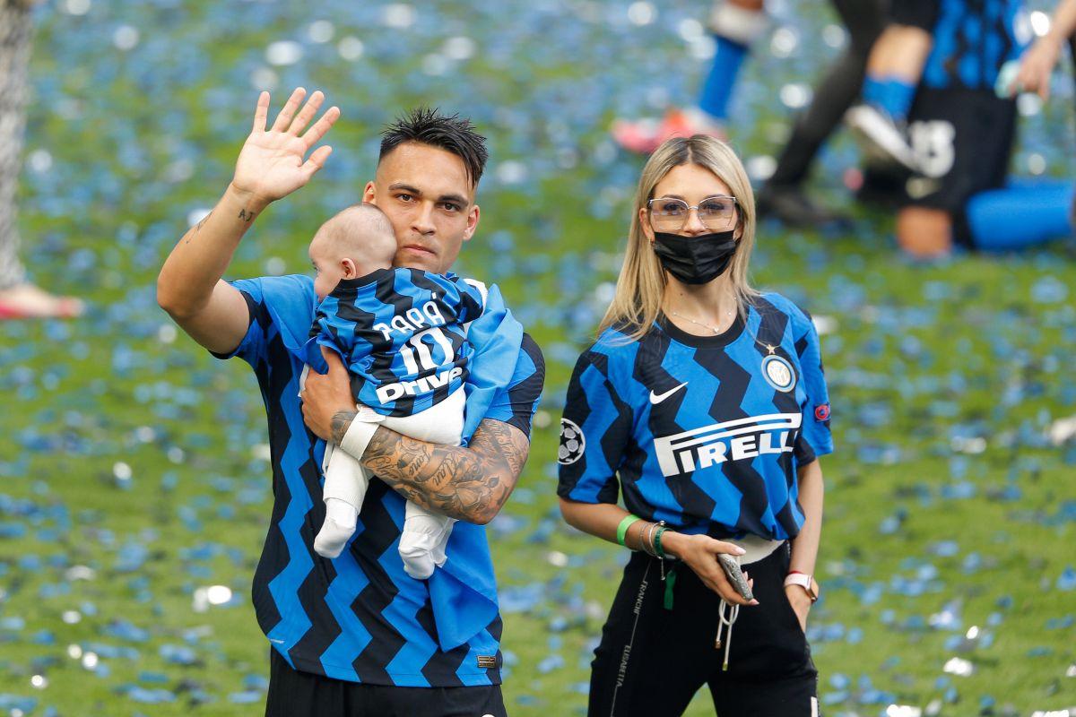 Un dirijabil și 4500 de fani au sărbătorit primul titlu al lui Inter Milano după 11 ani!