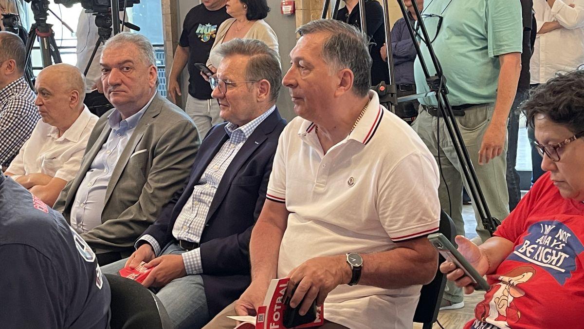 O oră în Olimp » Cartea „Fotbal minut cu minut” a fost lansată. De miercuri, 25 mai, la chioșcuri cu Gazeta Sporturilor!