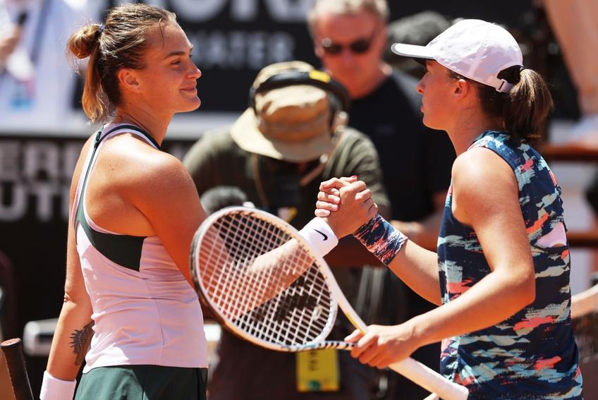 Aryna Sabalenka, în stânga / Sursă foto: Guliver/Getty Images