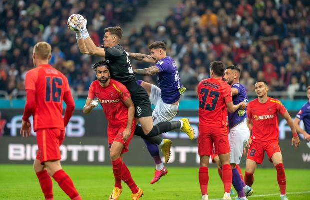Modificare după modificare » Când se joacă până la urmă FCSB - Rapid + S-a schimbat și data barajului Gloria Buzău - UTA Arad