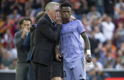 Ancelotti, discurs furtunos: „Da, nu sunt toți fanii rasiști, dar toți vin să înjure pe stadion. Ajunge! E sport, nu război!”