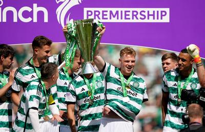 A picat una dintre primele două ținte ale lui Neil Lennon la Rapid » Celtic nu-i dă drumul