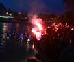Baschetbaliștii de la U-BT Cluj au sărbătorit titlul cu o baie în Someș FOTO Raed Krishan