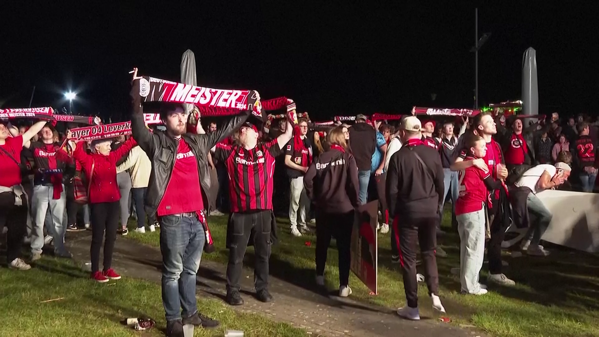 Bergamo versus Leverkusen » Imagini cu trăirile suporterilor din cele două orașe, în timpul finalei Europa League