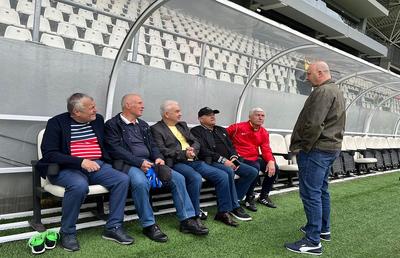 Trei apariții RARE în spațiul public, la antrenamentul de azi al „Generației de Aur” » Au făcut istorie pentru Steaua și Dinamo în anii '90