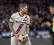Istvan Kovacs, în dialog cu mijlocașul lui Bayer Leverkusen, Andrich / Foto: Imago