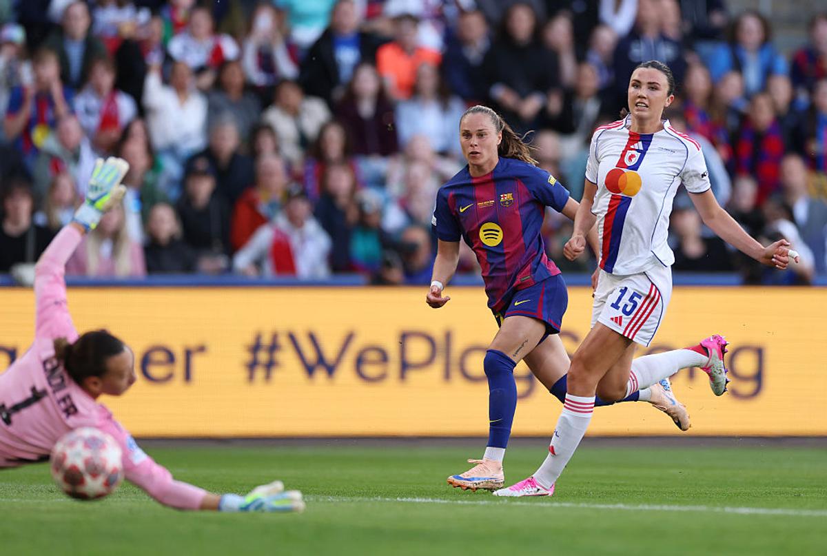 Barcelona și-a demolat adversara în finala Champions League la fotbal feminin