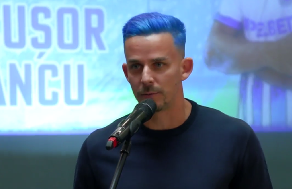 Bancu, precum Rațiu! Căpitanul Craiovei a apărut cu părul albastru la ceremonia de la Primărie » Ce le-a transmis Lia Olguța Vasilescu campionilor României
